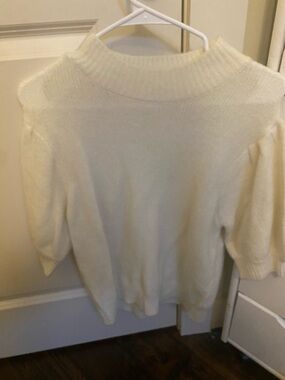 Double Zero Cream Turtleneck Sweater
